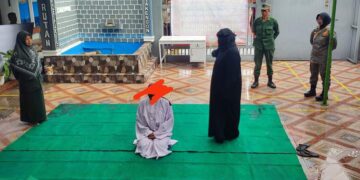 Satpol PP/WH Bersama Kajari Takengon Gelar Pelaksanaan Uqubat Cambuk Dengan 4 Terdakwa