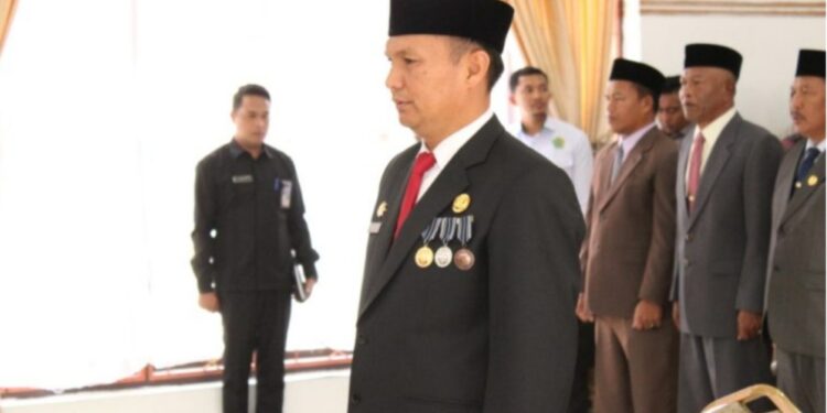  Bupati Haili Yoga Lantik Penjabat Sekda Aceh Tengah Dan 8 Plt Kadis 