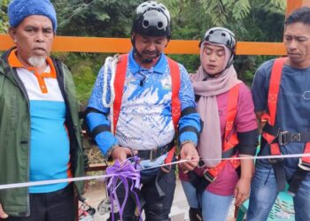 Playing Pox Dibawah Kaki Burni Telong Resmi Dibuka Oleh Reje Rembune Suhadi