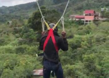 Telah dibuka Permainan Playing Pox Di Kaki Gunung Burni Telong Di Kampung Rembune