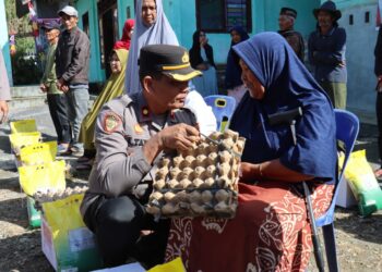 Jumat Berkah, Polres Aceh Tengah Hadir Bawa Senyum Bahagia Untuk Warga Paya Kolak