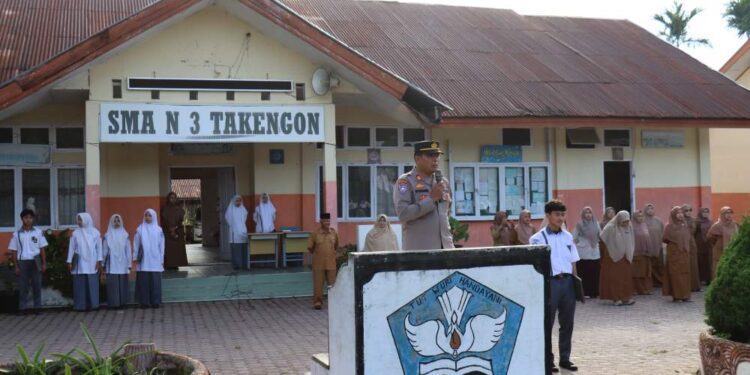 Saweu Sikula, Kasat Binmas Polres Aceh Tengah Edukasi Bahaya Narkoba, Pergaulan Bebas, dan Bullying