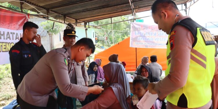 Dari Posko Hingga Rumah, Polri Hadir Pastikan Layanan Kesehatan Warga Kala Segi