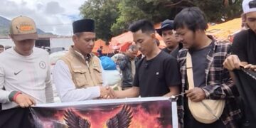Bantu Ringankan Beban, RESTE Salurkan Bantuan Logistik Ke Kampung Jeget Ayu